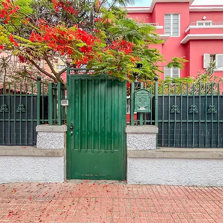 The Red House With Private Terrace & Parking Holiday home Las Palmas de Gran Canaria