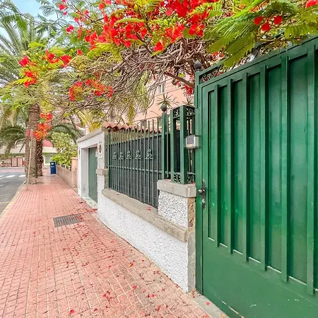 The Red House With Private Terrace & Parking Holiday home Las Palmas de Gran Canaria