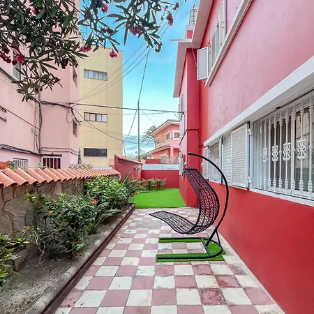 Holiday home The Red House With Private Terrace & Parking Las Palmas de Gran Canaria